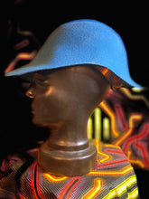 Carica l'immagine nel visualizzatore di Gallery, Cap Blue