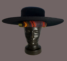 Cargar imagen en el visor de la galería, Black halo