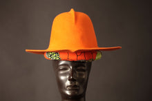 Carica l'immagine nel visualizzatore di Gallery, Orange - wax print
