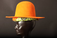 Carica l'immagine nel visualizzatore di Gallery, Orange - wax print
